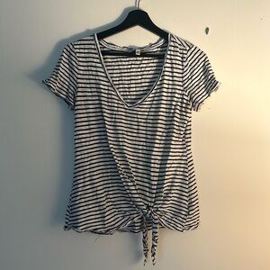 Striped vneck tshirt